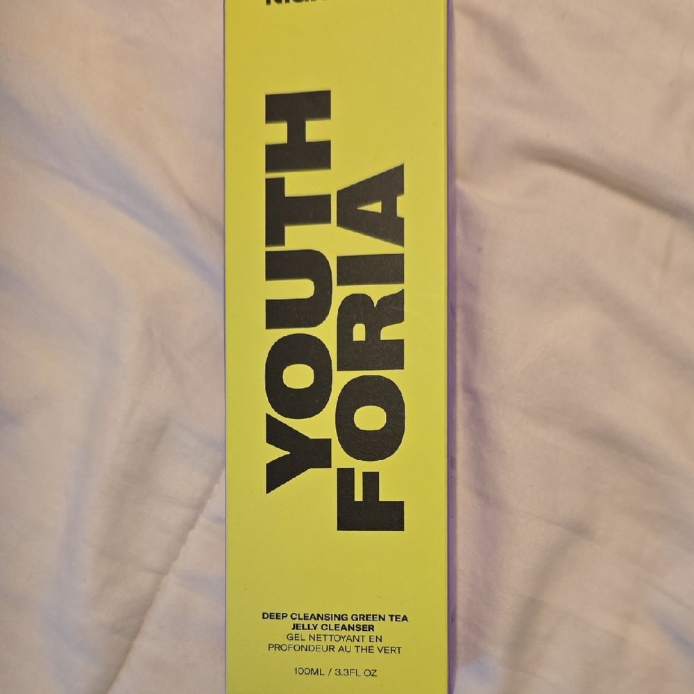 Youthforia Deep Cleansing Green Tea Gel